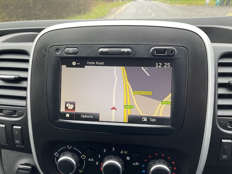 Renault Trafic 2.0 dCi ENERGY 30 Business SWB Standard Roof Euro 6 (s/s) 5dr - U526