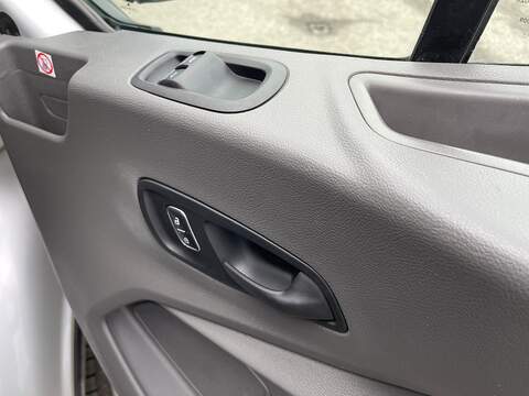 Ford Transit 2.0 350 EcoBlue Trend Crew Van FWD L3 H2 Euro 6 (s/s) 6dr - U530