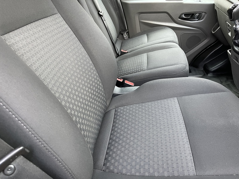 Ford Transit 2.0 350 EcoBlue Trend Crew Van FWD L3 H2 Euro 6 (s/s) 6dr - U530