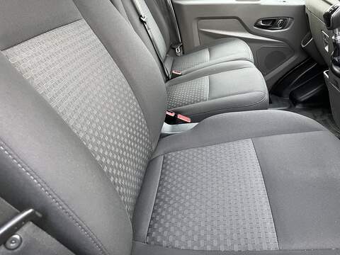 Ford Transit 2.0 350 EcoBlue Trend Crew Van FWD L3 H2 Euro 6 (s/s) 6dr - U530