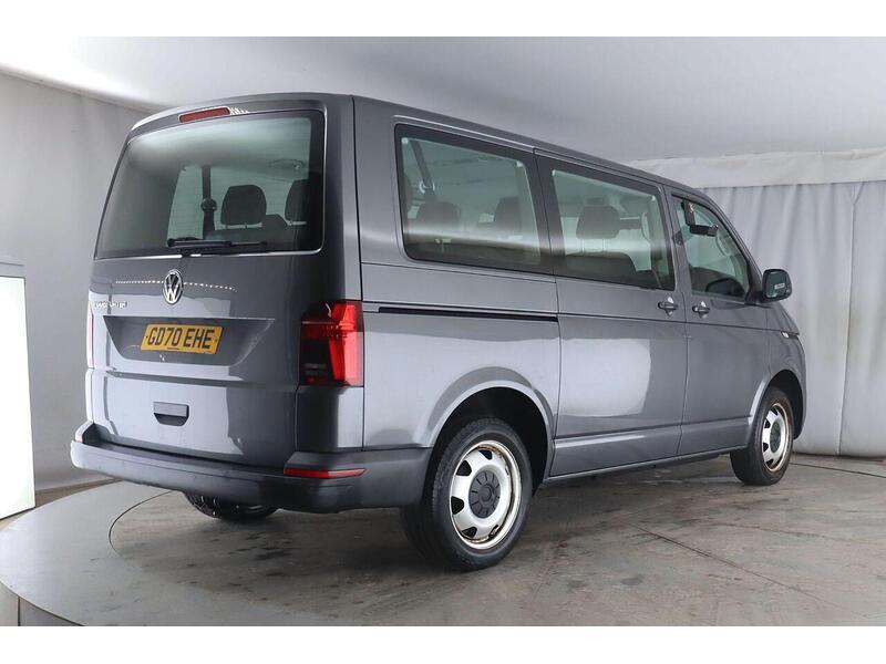 Volkswagen Transporter Shuttle 2.0 TDI S SWB Euro 6 (s/s) 5dr - U533