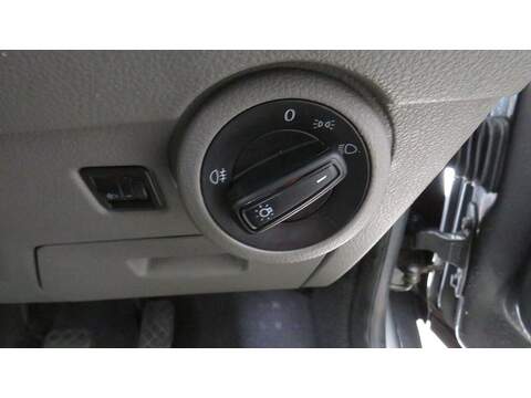 Volkswagen Transporter Shuttle 2.0 TDI S SWB Euro 6 (s/s) 5dr - U533