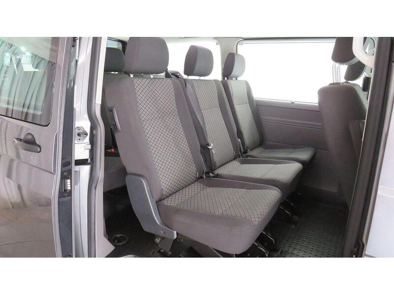Volkswagen Transporter Shuttle 2.0 TDI S SWB Euro 6 (s/s) 5dr - U533