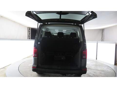 Volkswagen Transporter Shuttle 2.0 TDI S SWB Euro 6 (s/s) 5dr - U533