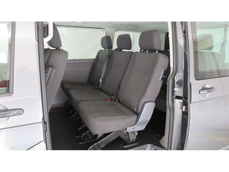 Volkswagen Transporter Shuttle 2.0 TDI S SWB Euro 6 (s/s) 5dr - U533