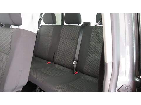 Volkswagen Transporter Shuttle 2.0 TDI S SWB Euro 6 (s/s) 5dr - U533