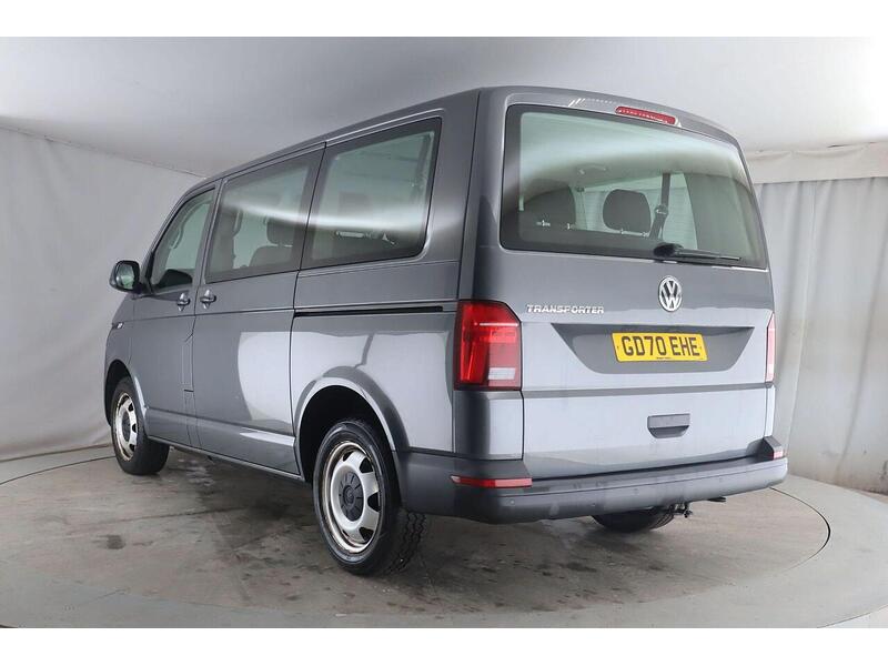 Volkswagen Transporter Shuttle 2.0 TDI S SWB Euro 6 (s/s) 5dr - U533