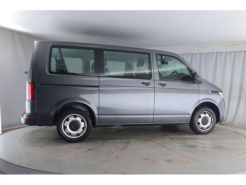 Volkswagen Transporter Shuttle 2.0 TDI S SWB Euro 6 (s/s) 5dr - U533