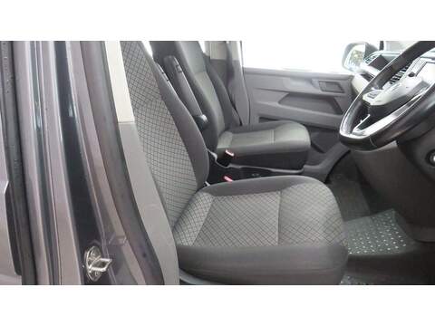 Volkswagen Transporter Shuttle 2.0 TDI S SWB Euro 6 (s/s) 5dr - U533