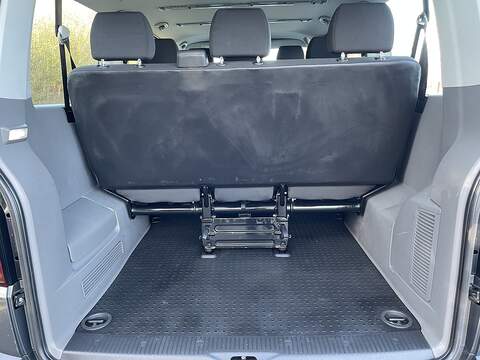 Volkswagen Transporter Shuttle 2.0 TDI S SWB Euro 6 (s/s) 5dr - U533