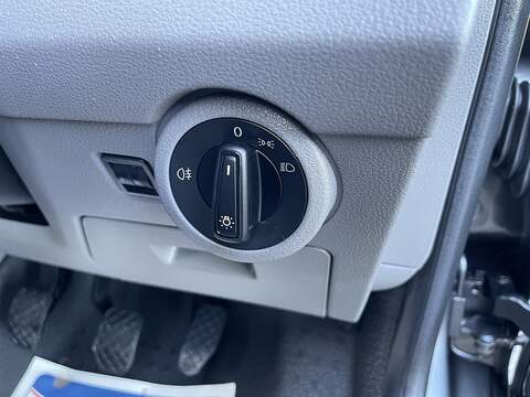 Volkswagen Transporter Shuttle 2.0 TDI S SWB Euro 6 (s/s) 5dr - U533