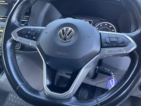 Volkswagen Transporter Shuttle 2.0 TDI S SWB Euro 6 (s/s) 5dr - U533