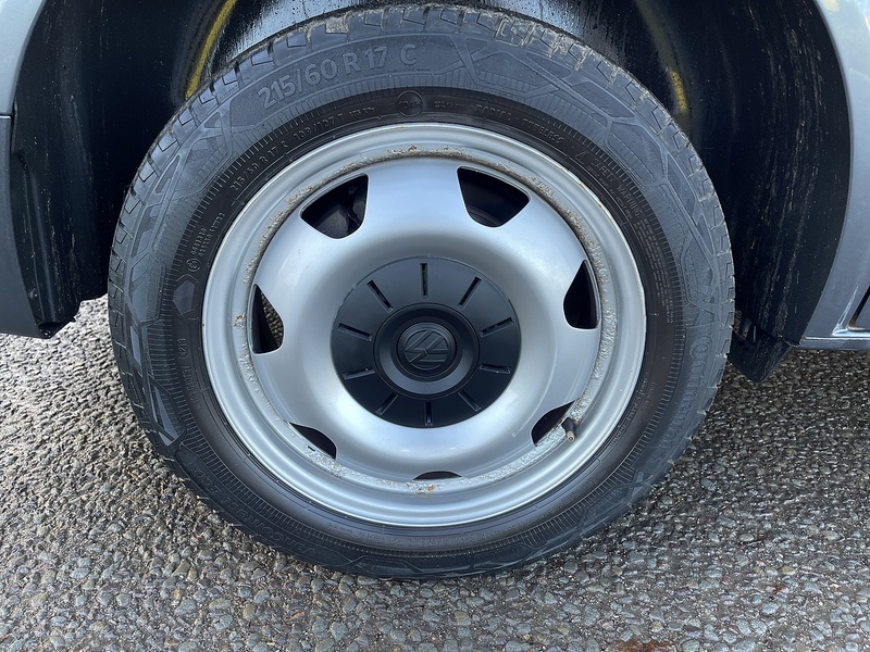 Volkswagen Transporter Shuttle 2.0 TDI S SWB Euro 6 (s/s) 5dr - U533