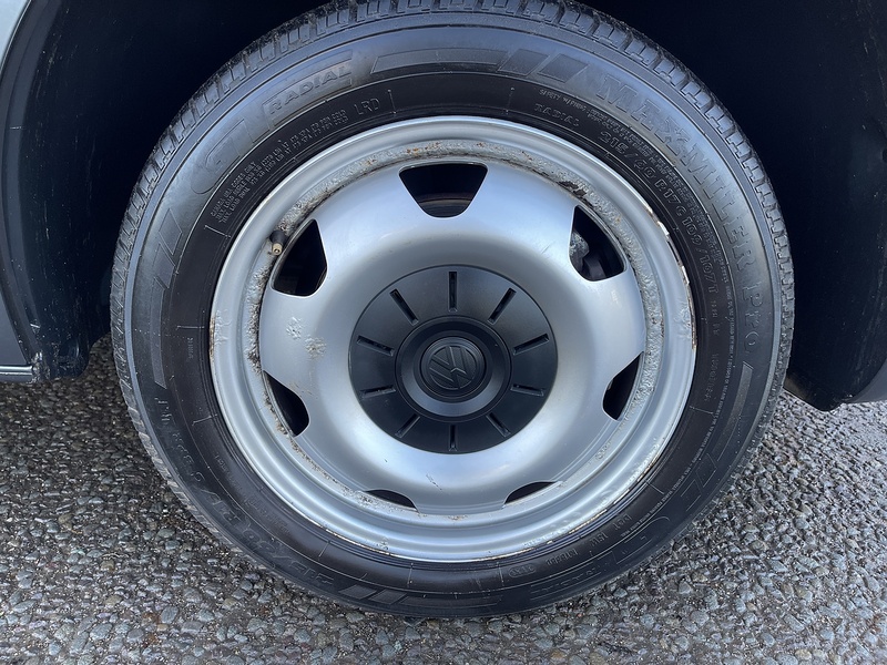 Volkswagen Transporter Shuttle 2.0 TDI S SWB Euro 6 (s/s) 5dr - U533