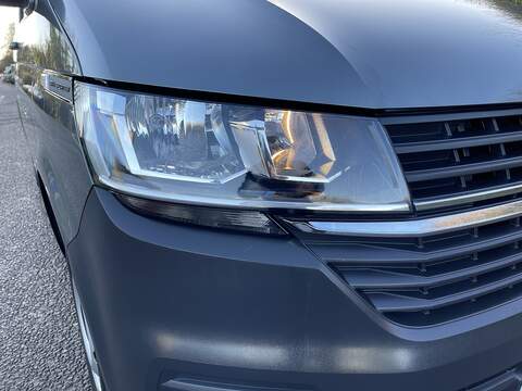 Volkswagen Transporter Shuttle 2.0 TDI S SWB Euro 6 (s/s) 5dr - U533