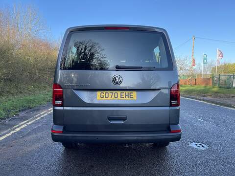 Volkswagen Transporter Shuttle 2.0 TDI S SWB Euro 6 (s/s) 5dr - U533