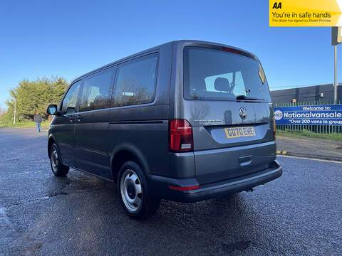 Volkswagen Transporter Shuttle 2.0 TDI S SWB Euro 6 (s/s) 5dr - U533