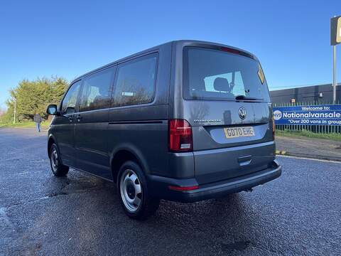 Volkswagen Transporter Shuttle 2.0 TDI S SWB Euro 6 (s/s) 5dr - U533