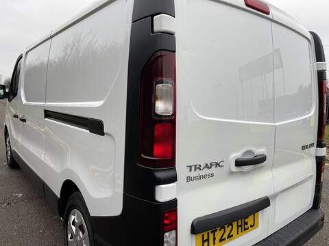 Renault Trafic 2.0 dCi Blue LL30 Business L2 H1 Euro 6 (s/s) 5dr - U534