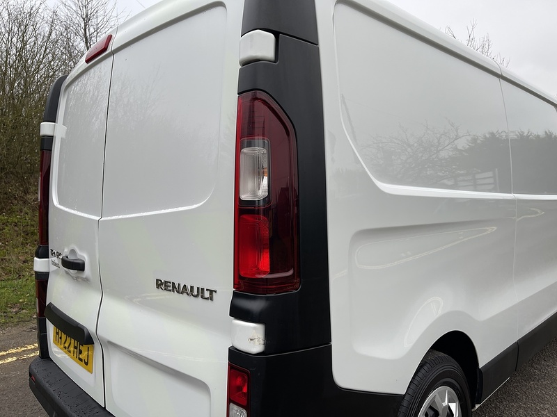 Renault Trafic 2.0 dCi Blue LL30 Business L2 H1 Euro 6 (s/s) 5dr - U534