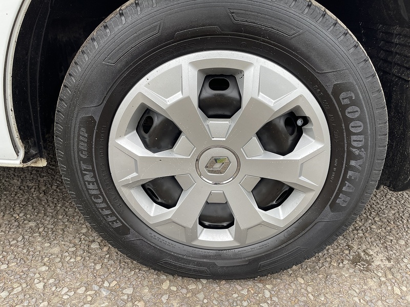 Renault Trafic 2.0 dCi Blue LL30 Business L2 H1 Euro 6 (s/s) 5dr - U534