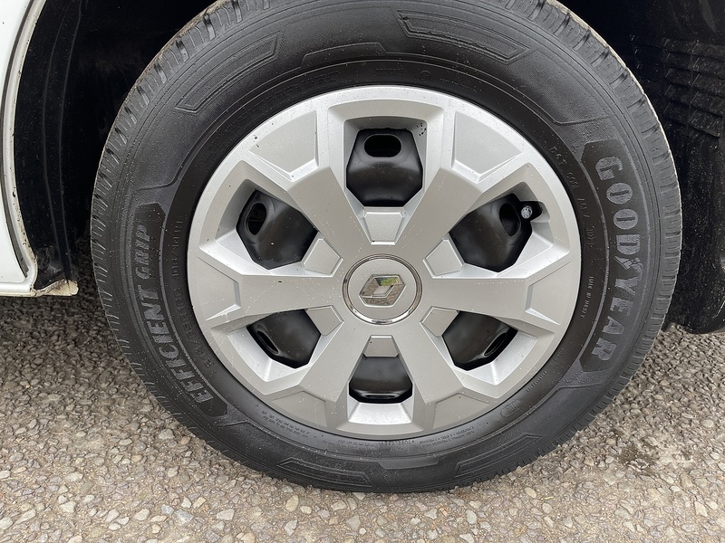 Renault Trafic 2.0 dCi Blue LL30 Business L2 H1 Euro 6 (s/s) 5dr - U534