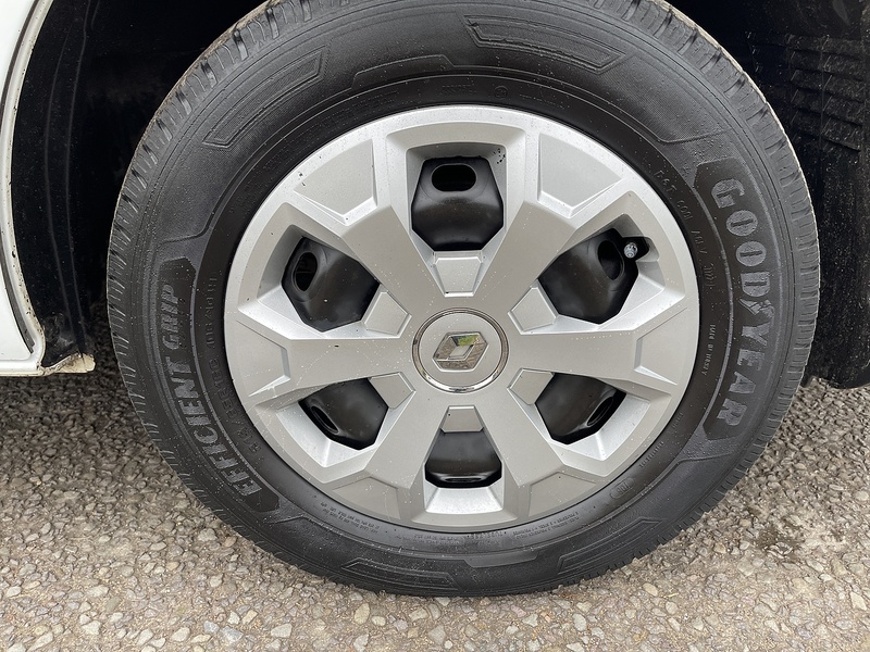 Renault Trafic 2.0 dCi Blue LL30 Business L2 H1 Euro 6 (s/s) 5dr - U534