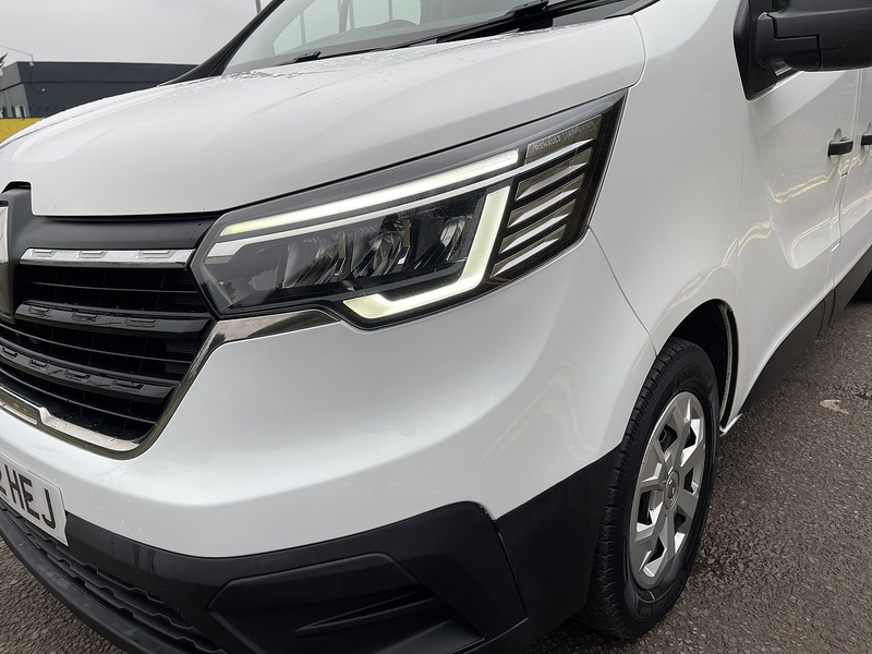 Renault Trafic 2.0 dCi Blue LL30 Business L2 H1 Euro 6 (s/s) 5dr - U534