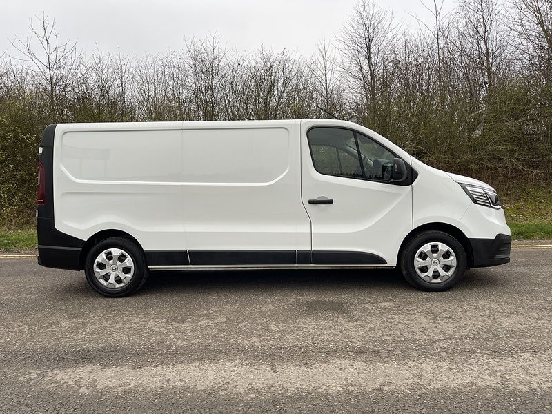 Renault Trafic 2.0 dCi Blue LL30 Business L2 H1 Euro 6 (s/s) 5dr - U534