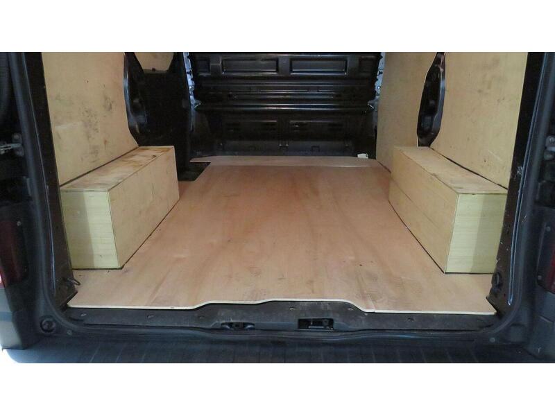 Renault Trafic 2.0 dCi Blue SL28 Business L1 H1 Euro 6 (s/s) 5dr - U535