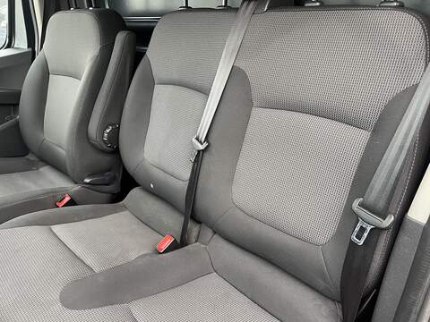 Renault Trafic 2.0 dCi Blue SL28 Business L1 H1 Euro 6 (s/s) 5dr - U535