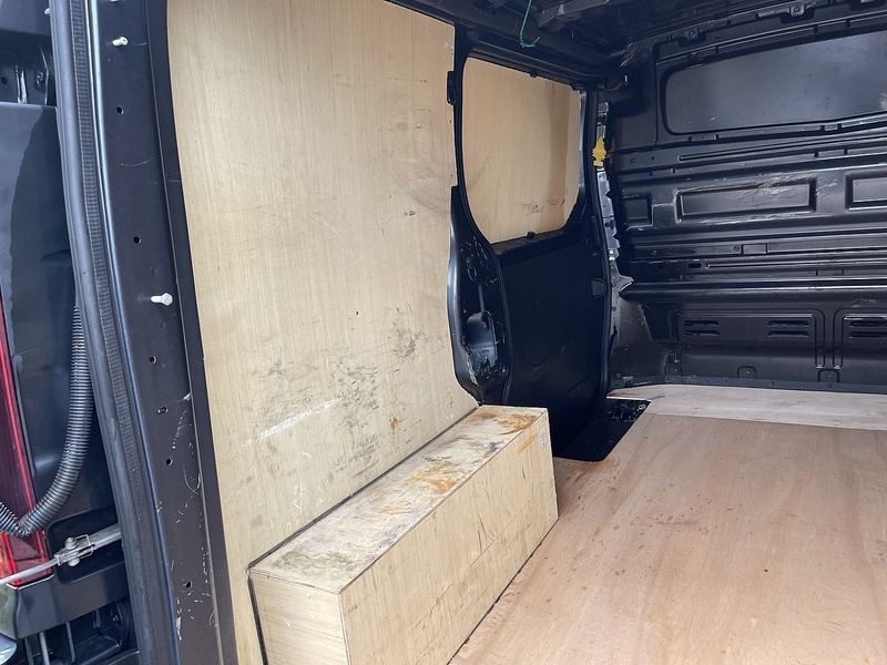 Renault Trafic 2.0 dCi Blue SL28 Business L1 H1 Euro 6 (s/s) 5dr - U535