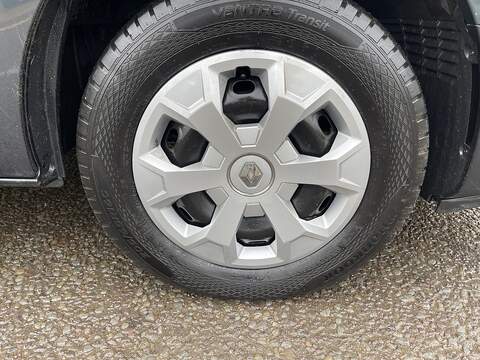 Renault Trafic 2.0 dCi Blue SL28 Business L1 H1 Euro 6 (s/s) 5dr - U535