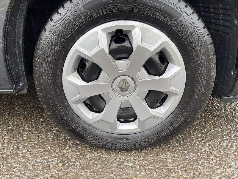 Renault Trafic 2.0 dCi Blue SL28 Business L1 H1 Euro 6 (s/s) 5dr - U535