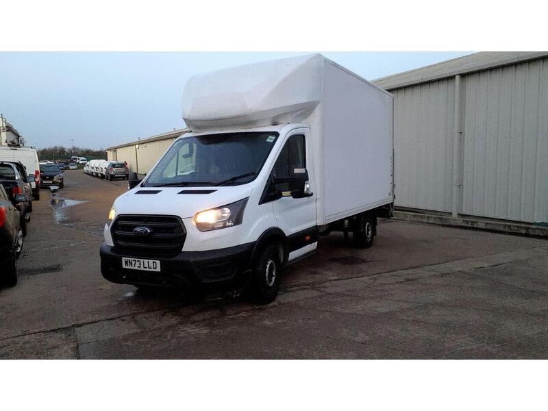 Ford Transit 2.0 350 EcoBlue Leader Luton 3dr Diesel Manual RWD L4 Euro 6 (s/s) (130 ps) - U536
