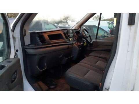 Ford Transit 2.0 350 EcoBlue Leader Luton 3dr Diesel Manual RWD L4 Euro 6 (s/s) (130 ps) - U536