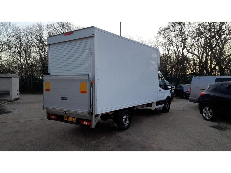 Ford Transit 2.0 350 EcoBlue Leader Luton 3dr Diesel Manual RWD L4 Euro 6 (s/s) (130 ps) - U536