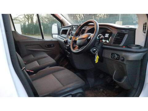 Ford Transit 2.0 350 EcoBlue Leader Luton 3dr Diesel Manual RWD L4 Euro 6 (s/s) (130 ps) - U536