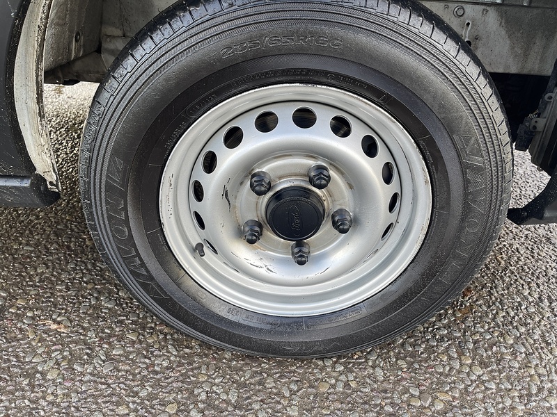 Ford Transit 2.0 350 EcoBlue Leader Luton 3dr Diesel Manual RWD L4 Euro 6 (s/s) (130 ps) - U536