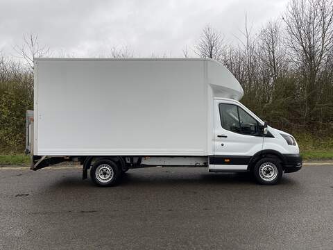 Ford Transit 2.0 350 EcoBlue Leader Luton 3dr Diesel Manual RWD L4 Euro 6 (s/s) (130 ps) - U536