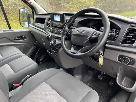Ford Transit 2.0 350 EcoBlue Leader Luton 3dr Diesel Manual RWD L4 Euro 6 (s/s) (130 ps) - U536