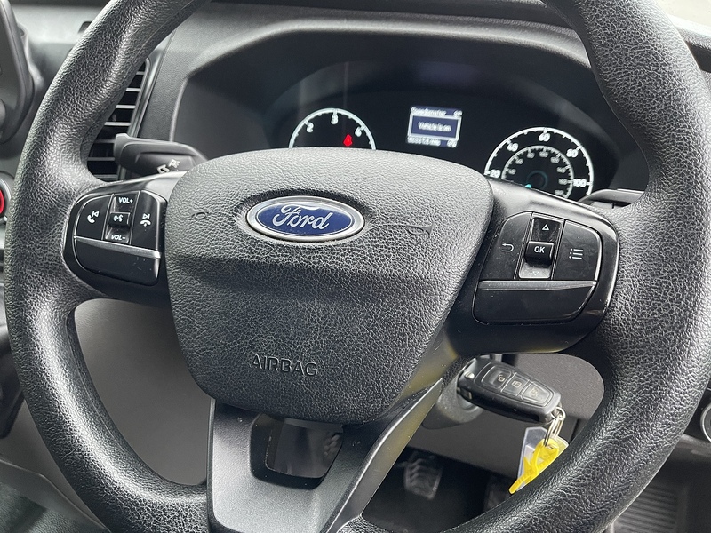 Ford Transit 2.0 350 EcoBlue Leader Luton 3dr Diesel Manual RWD L4 Euro 6 (s/s) (130 ps) - U536