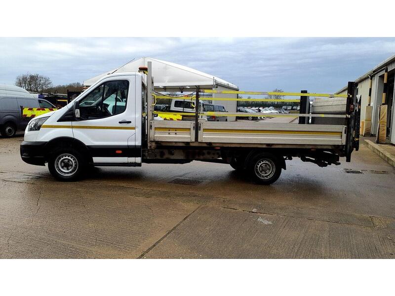 Ford Transit 2.0 350 EcoBlue Leader Dropside 2dr Diesel Manual RWD L4 Euro 6 (s/s) (130 ps) - U537