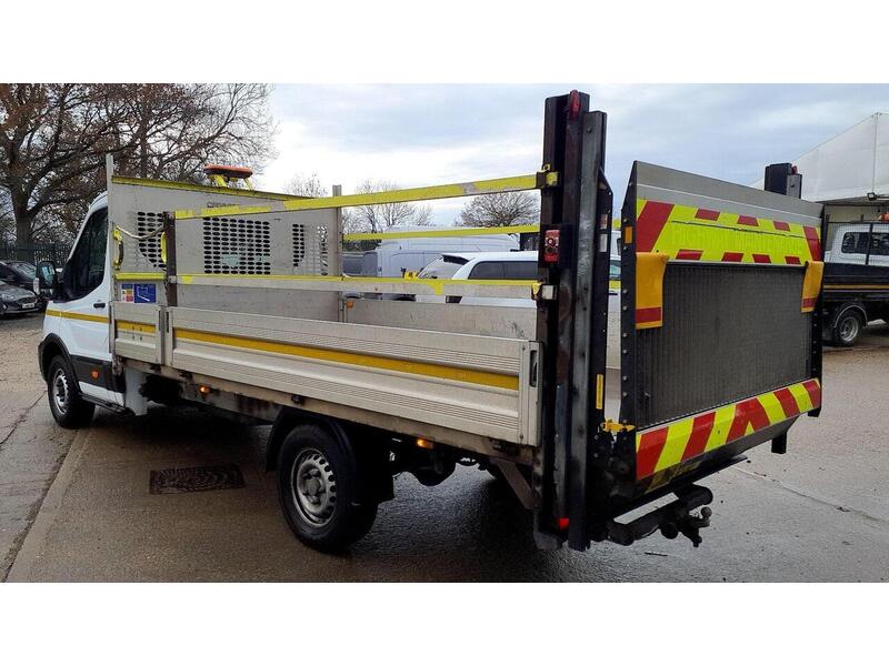 Ford Transit 2.0 350 EcoBlue Leader Dropside 2dr Diesel Manual RWD L4 Euro 6 (s/s) (130 ps) - U537