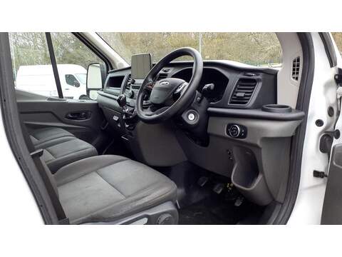 Ford Transit 2.0 350 EcoBlue Leader Dropside 2dr Diesel Manual RWD L4 Euro 6 (s/s) (130 ps) - U537