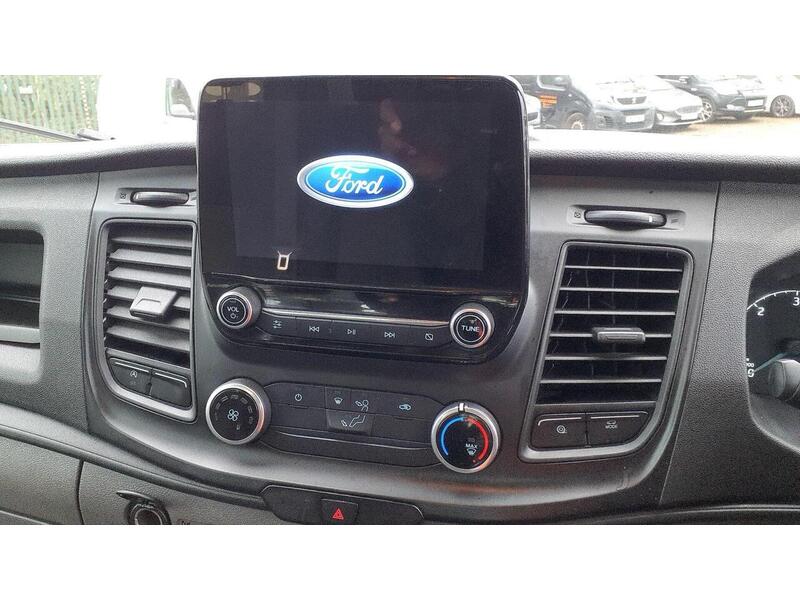 Ford Transit 2.0 350 EcoBlue Leader Dropside 2dr Diesel Manual RWD L4 Euro 6 (s/s) (130 ps) - U537