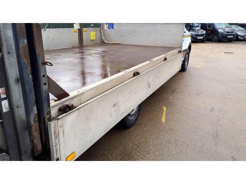 Ford Transit 2.0 350 EcoBlue Leader Dropside 2dr Diesel Manual RWD L4 Euro 6 (s/s) (130 ps) - U537