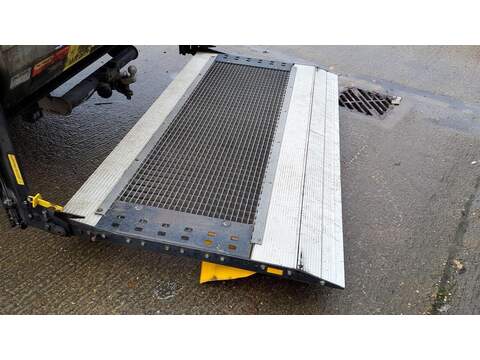 Ford Transit 2.0 350 EcoBlue Leader Dropside 2dr Diesel Manual RWD L4 Euro 6 (s/s) (130 ps) - U537