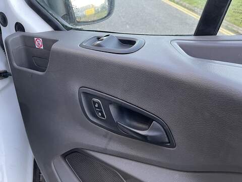 Ford Transit 2.0 350 EcoBlue Leader Dropside 2dr Diesel Manual RWD L4 Euro 6 (s/s) (130 ps) - U537