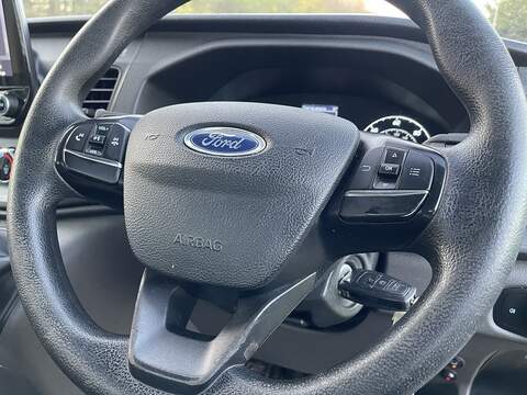 Ford Transit 2.0 350 EcoBlue Leader Dropside 2dr Diesel Manual RWD L4 Euro 6 (s/s) (130 ps) - U537